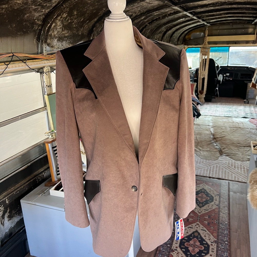 Stylish Women's Western Blazer with Leather Accents